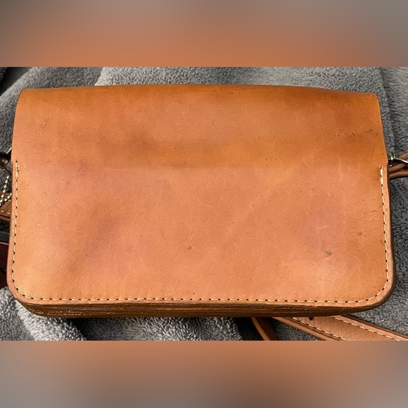 TAD Leathers - Crossbody Purse with Adjustable Straps -  Cleaned & Conditioned - Picture 1 of 13